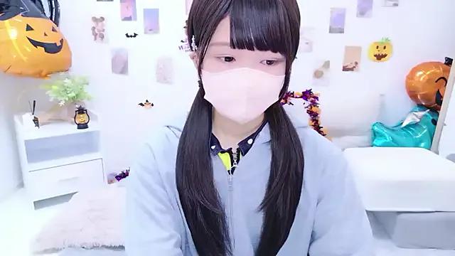 rinochi_ on StripChat