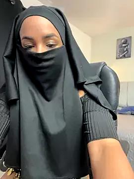 Cling to live show with Samara_Hadi from StripChat 