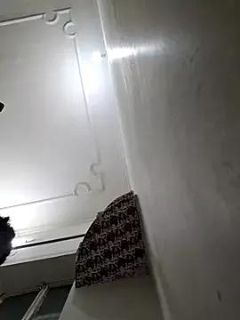 Cling to live show with Sanaya_009 from StripChat 
