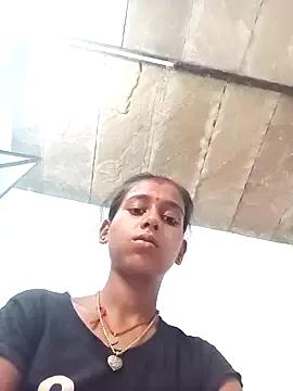 Cling to live show with Saniye-143 from StripChat 