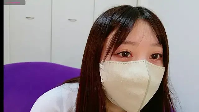 sara-a-jp on StripChat