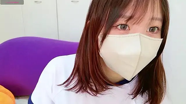 sara-a-jp on StripChat