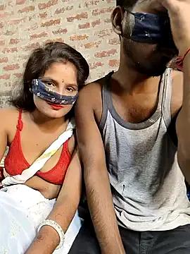 sexy-couple77 on StripChat