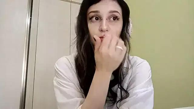 Cling to live show with SineKiraReal from StripChat 