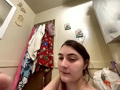 Snowbunnycake_131 — Ride dildo in ass (group show 8tk)