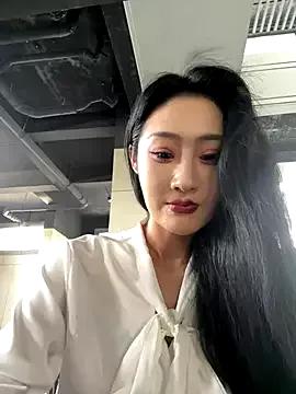 so-linger on StripChat