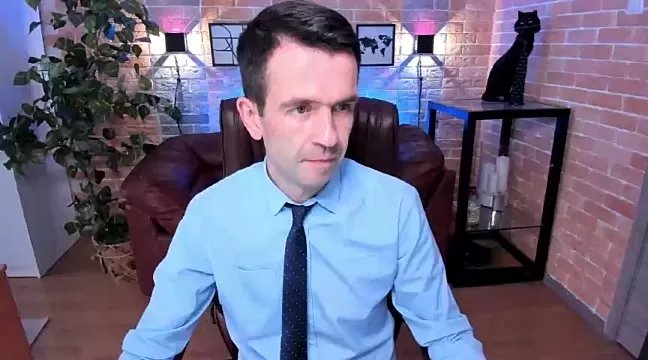 SteveTiger on StripChat