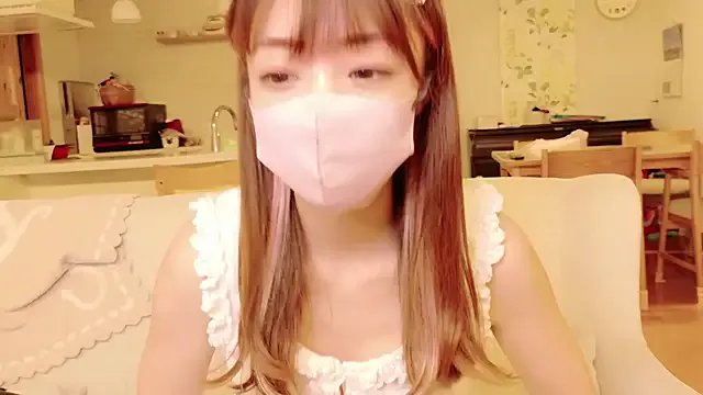 SUZU_1201 on StripChat