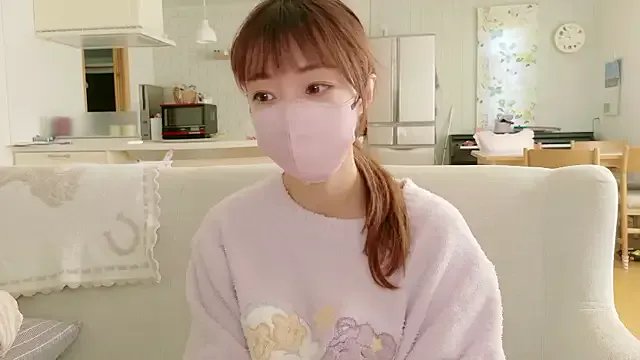 SUZU_1201 on StripChat