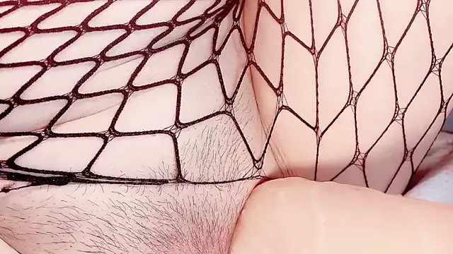 Tinababay on StripChat