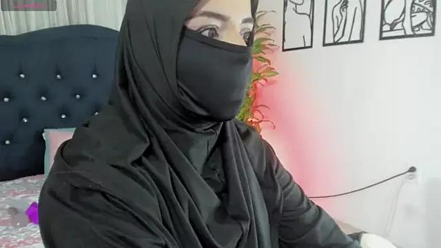 Cling to live show with Uzra_hayed from StripChat 