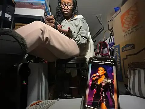 wynterheat — Group on StripChat