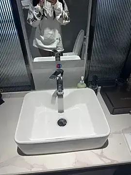 xiaobaimao6 on StripChat