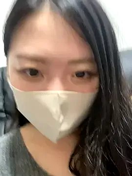 yazawa_oO on StripChat