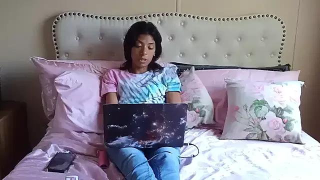Cling to live show with zara_luv from StripChat 