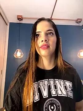 Cling to live show with Zoe_Bae from StripChat 